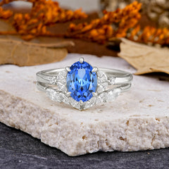 Luxury 6-Prong Oval-Cut Sapphire Engagement Ring Set