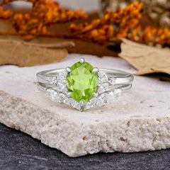 Luxury 6-Prong Oval-Cut Natural Peridot Engagement Ring Set