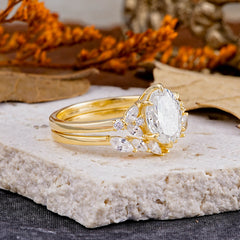 Luxury 6-Prong Oval-Cut Moissanite Engagement Ring Set