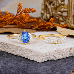 Luxury 6-Prong Oval-Cut Sapphire Engagement Ring Set