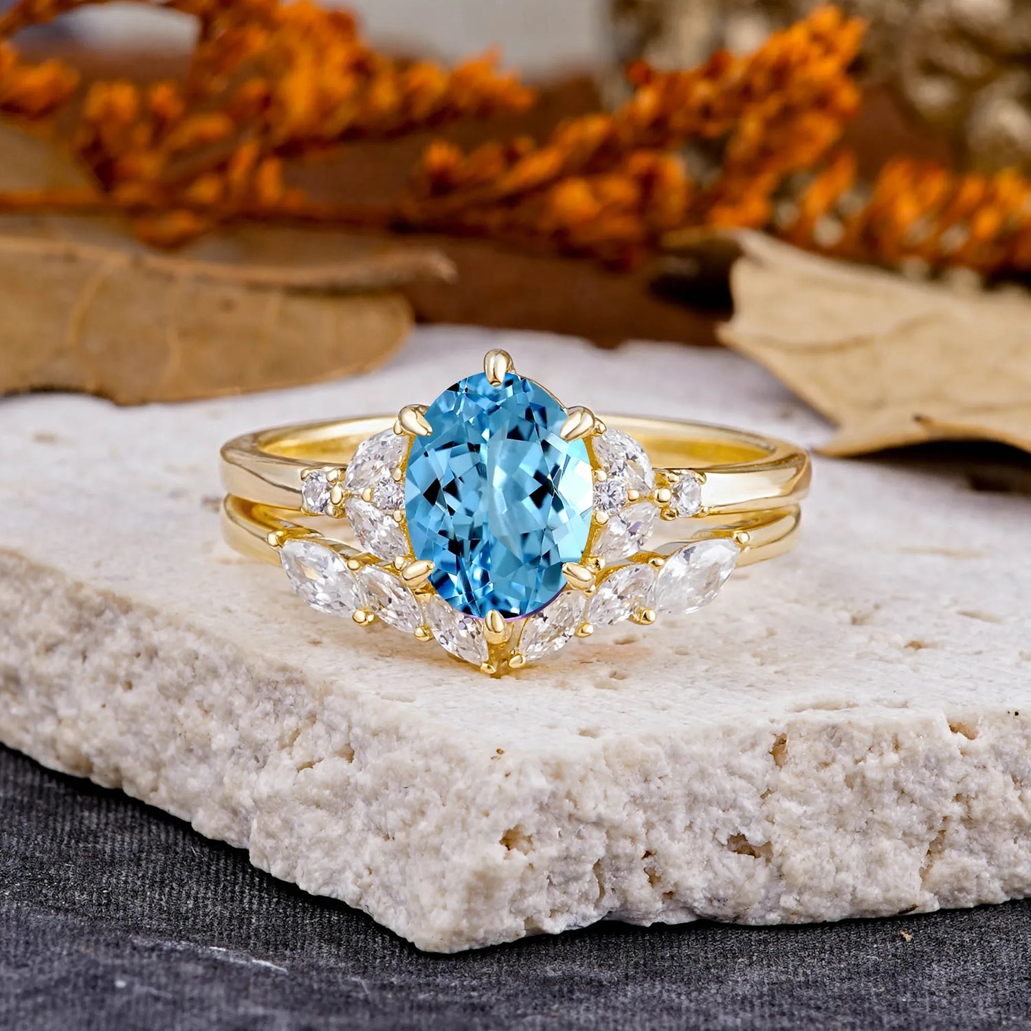 Luxury 6-Prong Oval-Cut Aquamarine Bridal Ring Set