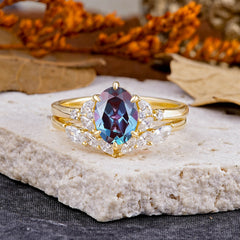 Luxury 6-Prong Oval-Cut Alexandrite Engagement Ring Set