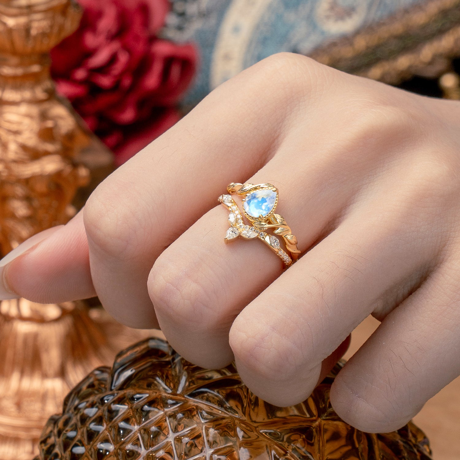 Nature-Inspired 3-Prong Pear-Cut Natural Moonstone Bridal Ring Set with Vine Accents