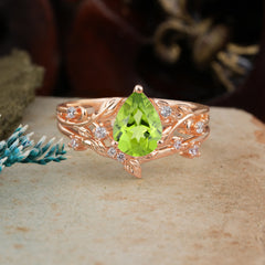 Timeless Pear Cut Peridot Engagement Ring Set for Her