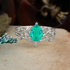 Timeless Pear Cut Emerald Engagement Ring Set for Her