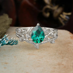 Timeless Pear Cut Emerald Engagement Ring Set for Her