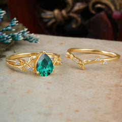 Timeless Pear Cut Emerald Engagement Ring Set for Her