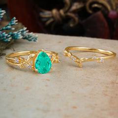 Timeless Pear Cut Emerald Engagement Ring Set for Her