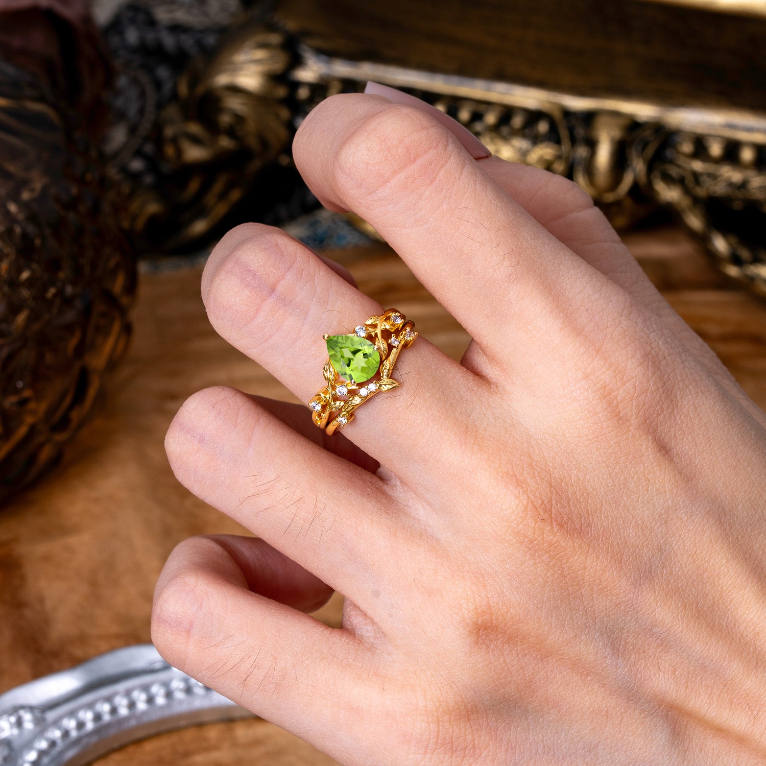 Timeless Pear Cut Peridot Bridal Ring Set for Her