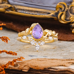 Nature-Inspired 3-Prong Oval-Cut Natural Amethyst Engagement Ring Set with Vine Accents