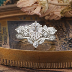 The Sumptuous Oval - Cut Moissanite Halo Ring