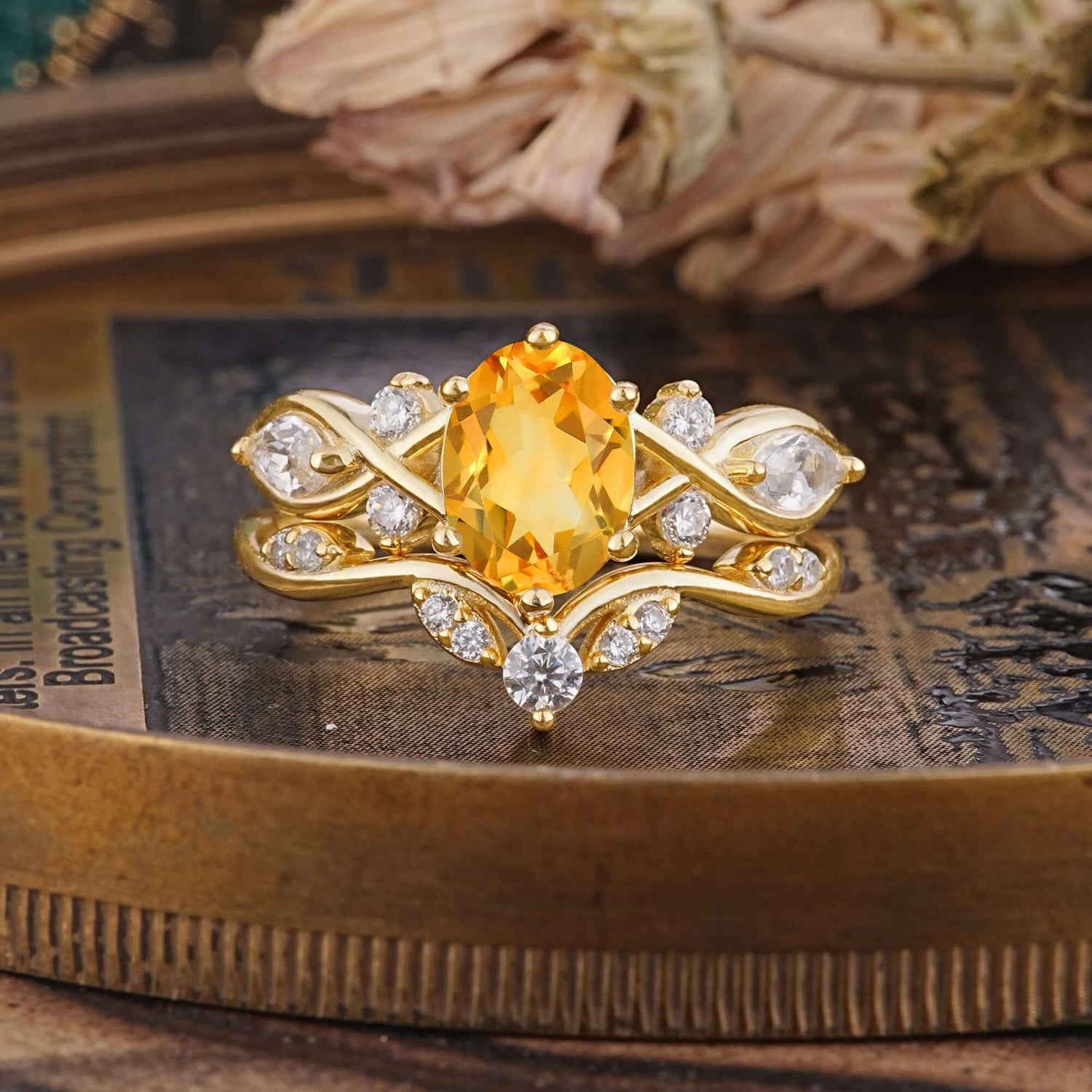 Luxury Oval Cut Citrine Bridal Ring Set
