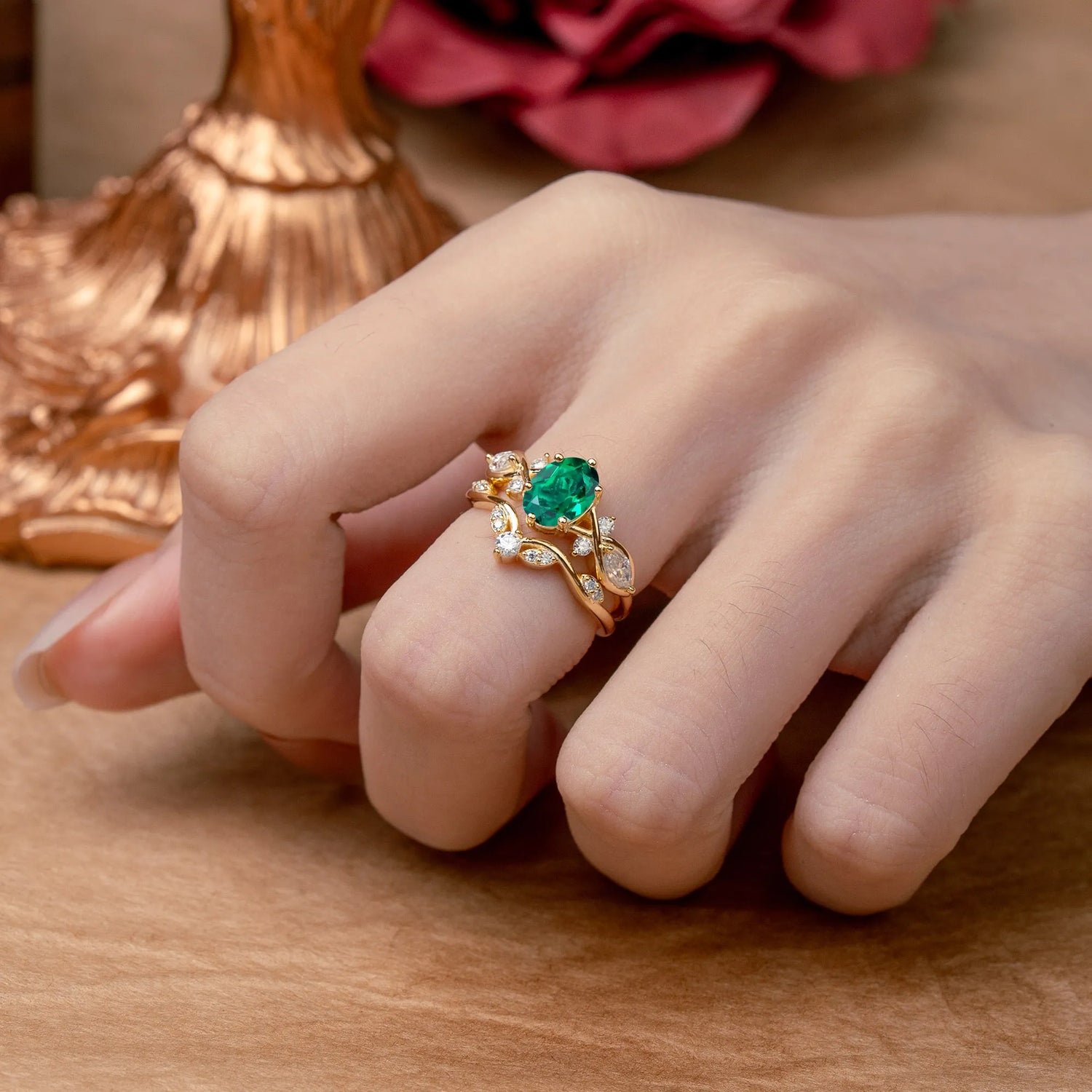 The Sumptuous Oval - Cut Emerald Bridal Ring Set - Romalar Jewelry