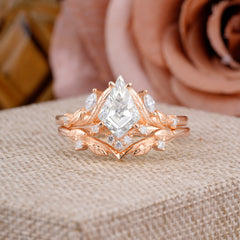 Nature Inspired The Dreamy Kite- Cut Moissanite with Fantasy Leaf Gold Ring Set