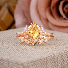 Nature Inspired The Dreamy Kite- Cut Citrine with Fantasy Leaf Gold Ring Set