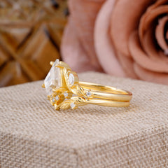 Nature Inspired The Dreamy Kite- Cut Moissanite with Fantasy Leaf Gold Ring Set