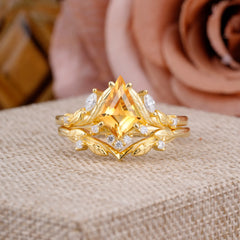 Nature Inspired The Dreamy Kite- Cut Citrine with Fantasy Leaf Gold Ring Set