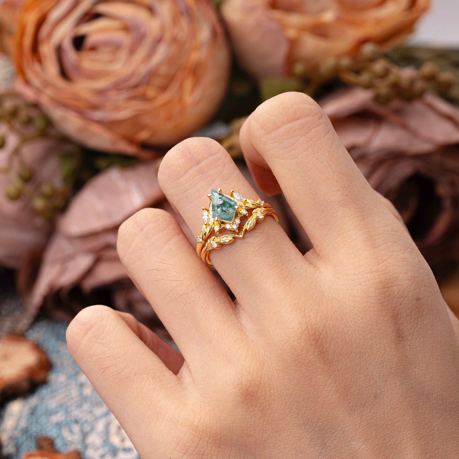 Nature Inspired The Dreamy Kite- Cut Natural Moss Agate with Fantasy Leaf Gold Bridal Ring Set