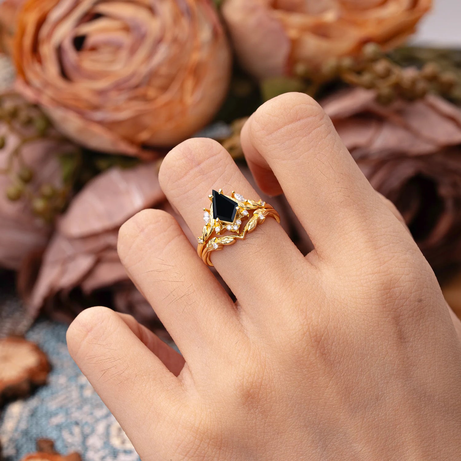 Nature Inspired The Dreamy Kite Cut Black Onyx with Fantasy Leaf Gold Bridal Ring Set