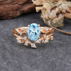 Nature-Inspired Oval Cut 4 Prong Aquamarine Engagement Ring Set