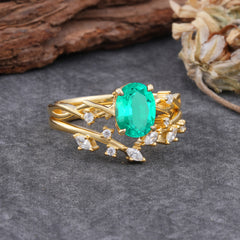 Nature-Inspired Oval Cut 4 Prong Emerald Engagement Ring Set