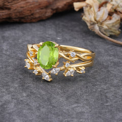 Nature-Inspired Oval Cut 4 Prong Peridot Engagement Ring Set