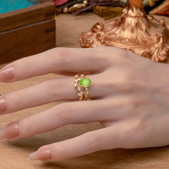 Nature-Inspired Oval Cut 4 Prong Peridot Engagement Ring Set