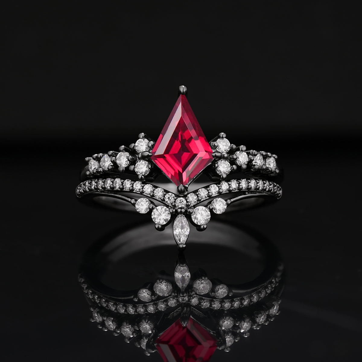 Dark Romantic Kite-Cut Chevron Gothic Bridal Ring Set