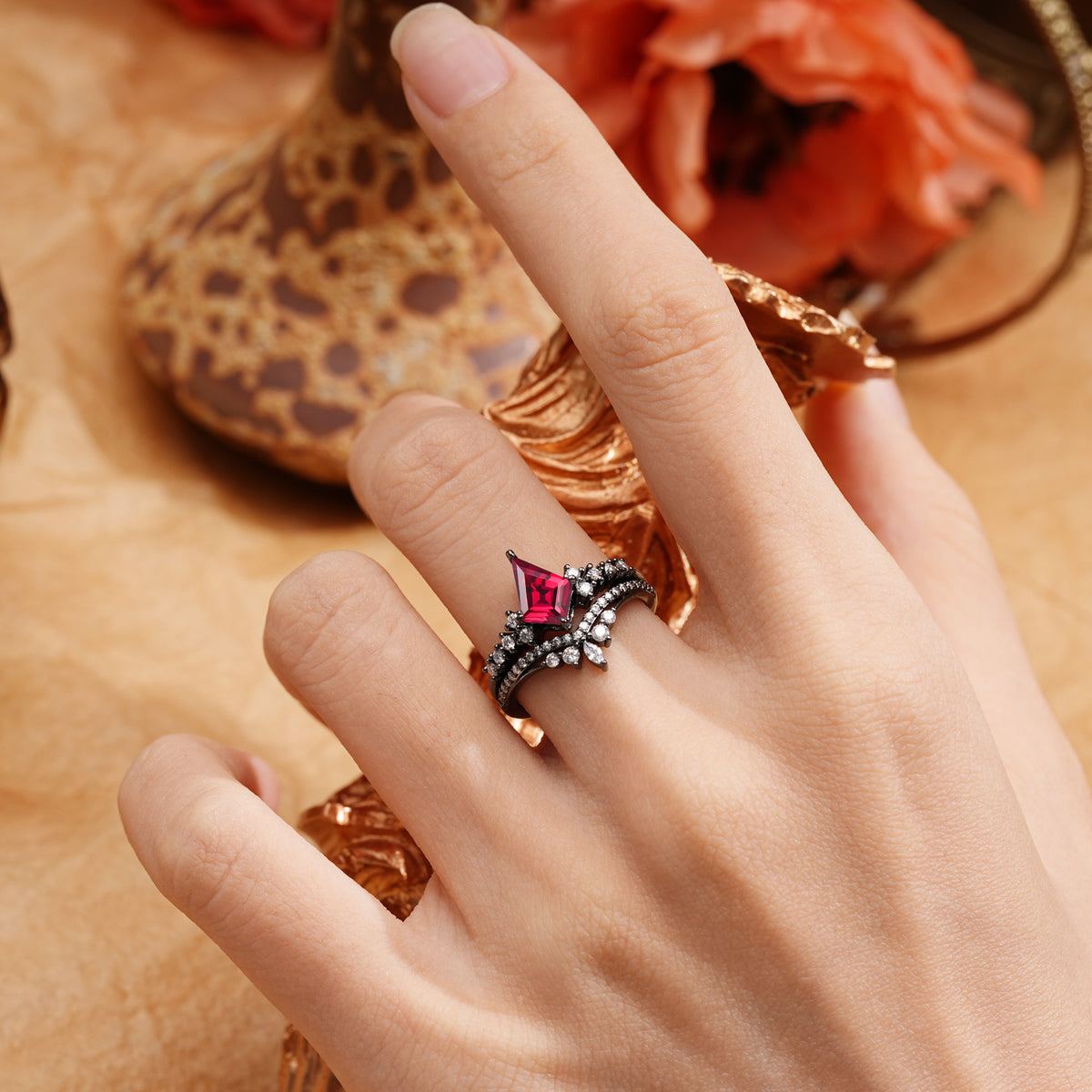 Dark Romantic Kite-Cut Chevron Gothic Bridal Ring Set