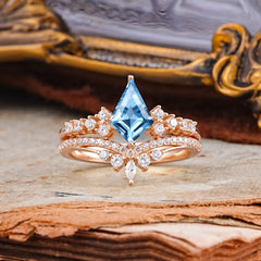 Luxury Kite-Cut Aquamarine Engagement Ring Set