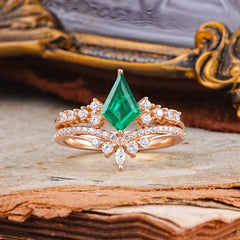 Luxury Kite-Cut Emerald Engagement Ring