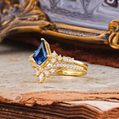 Luxury Kite-Cut Natural Sapphire Engagement Ring