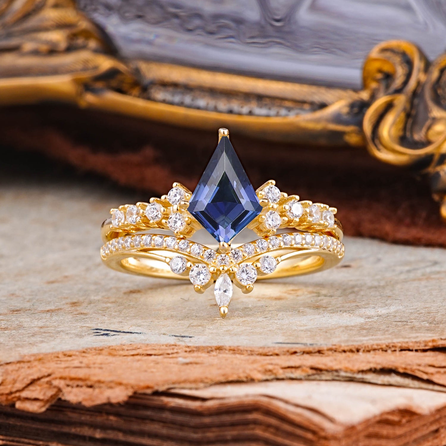 Luxury Kite-Cut Tanzanite Bridal Ring Set - Romalar Jewelry