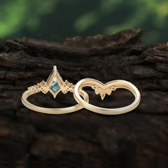 Luxury Kite-Cut Natural Moss Agate Engagement Ring