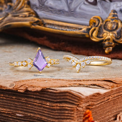 Luxury Kite-Cut Natural Amethyst Engagement Ring