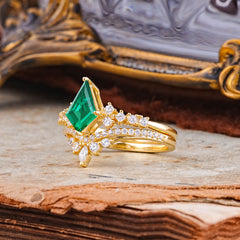 Luxury Kite-Cut Emerald Engagement Ring