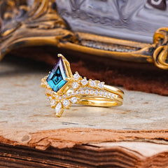 Luxury Kite-Cut Alexandrite Engagement Ring