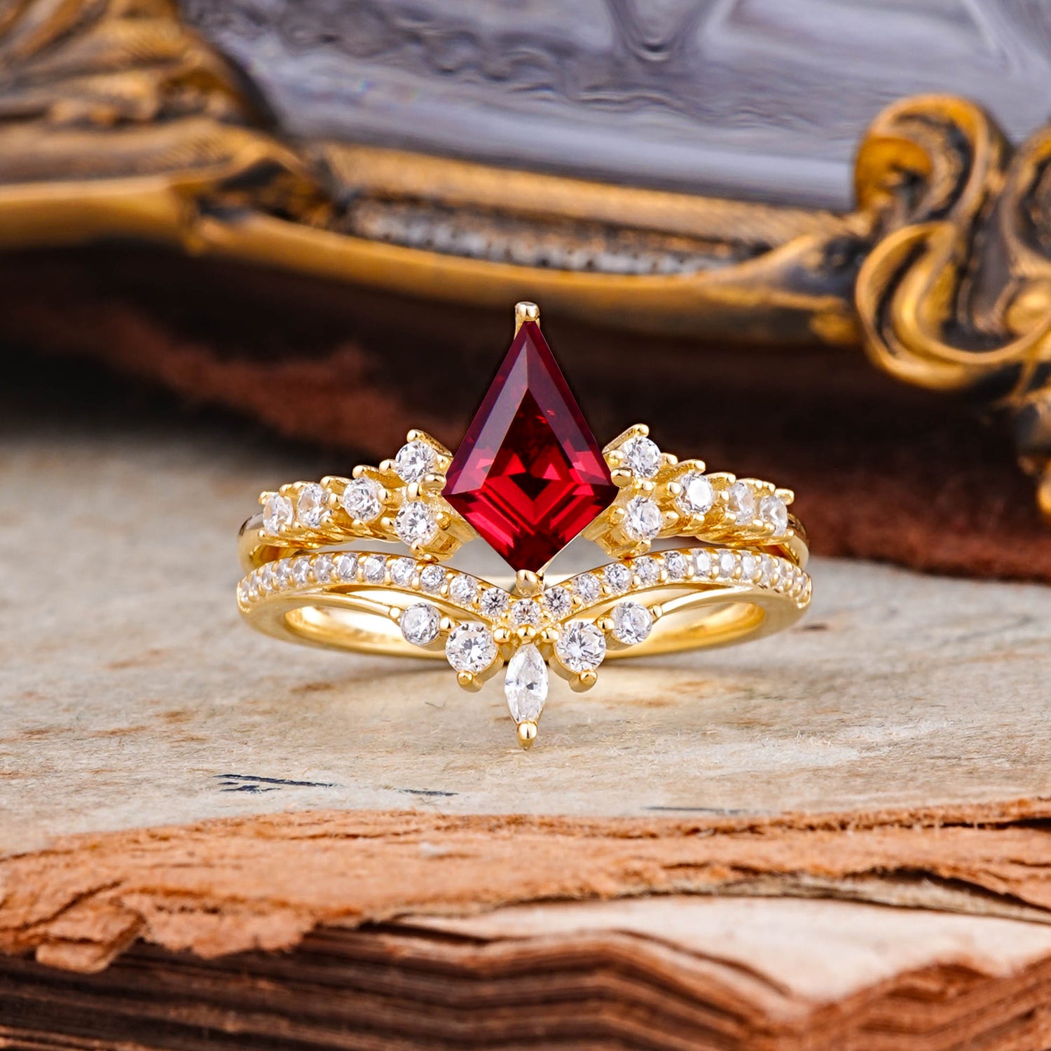 Luxury Kite-Cut Ruby Bridal Ring Set