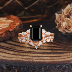 Luxury Vintage 4-Prong Emerald-Cut Black Onyx Ring Set