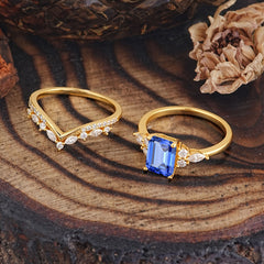 Luxury Vintage 4-Prong Emerald-Cut Sapphire Ring Set