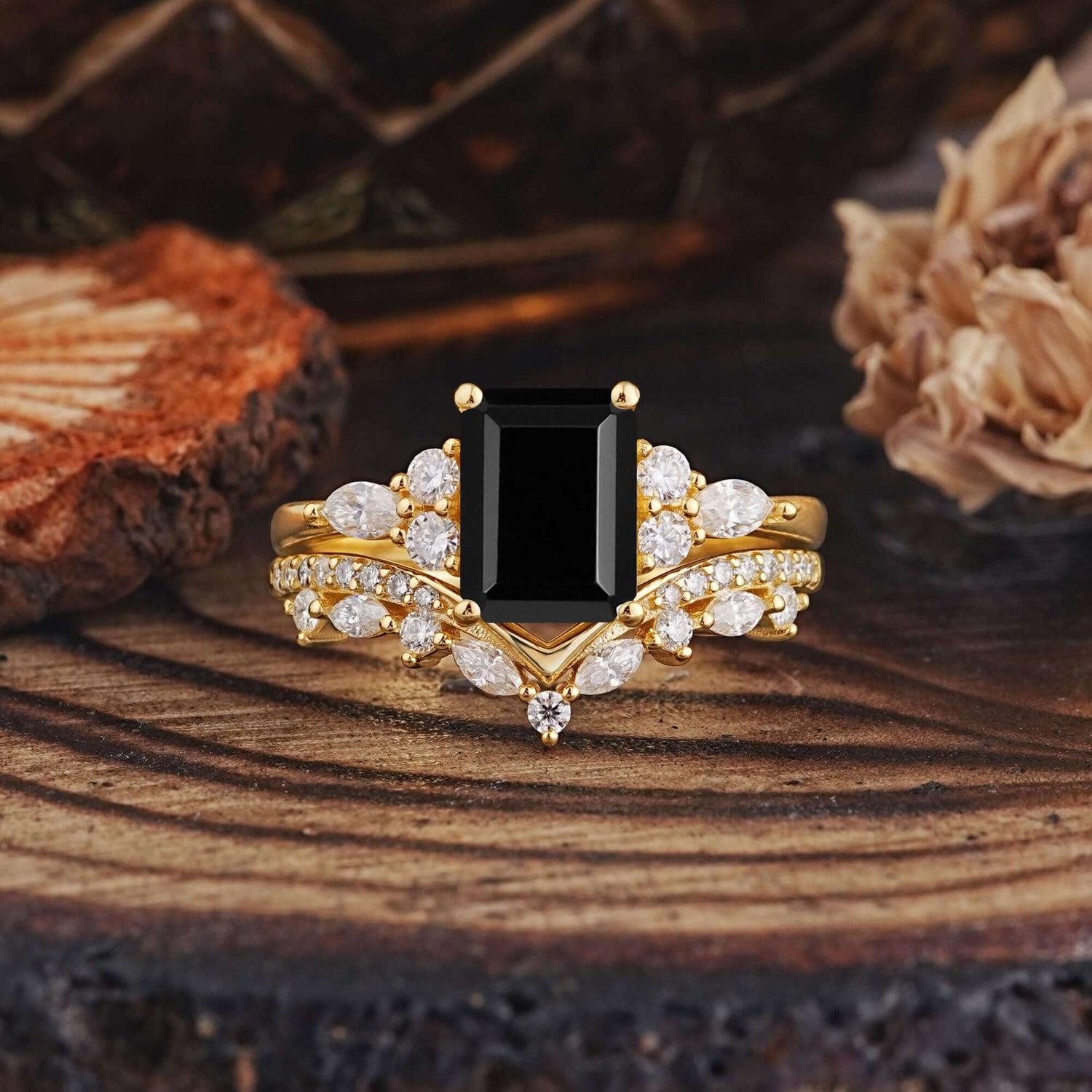 Luxury Vintage 4-Prong Emerald-Cut Black Onyx Bridal Ring Set
