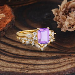 Luxury Vintage 4-Prong Emerald-Cut Amethyst Ring Set