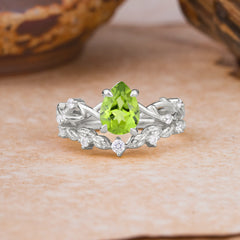 Woodland Style 6 Prong Pear Shaped Peridot Wedding Ring