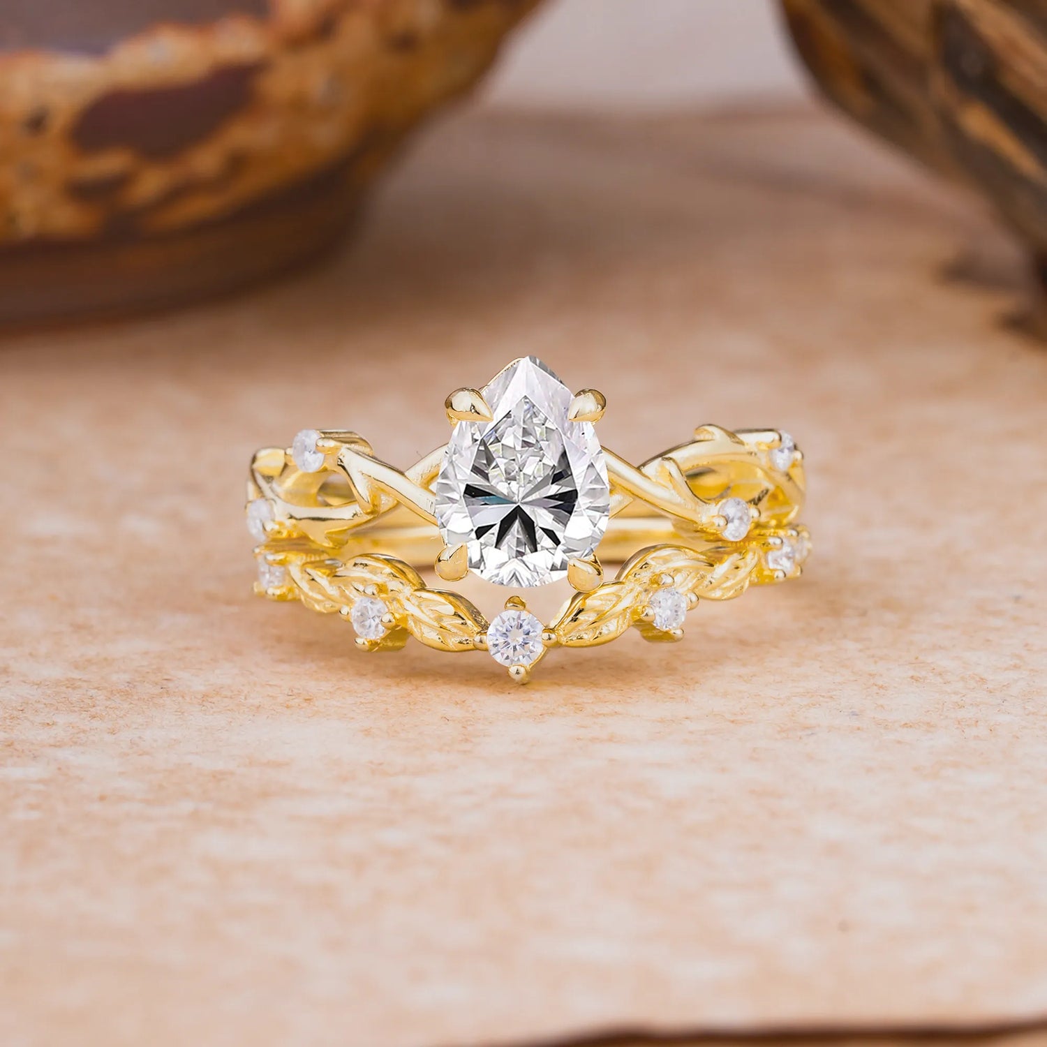 Woodland Style 6 Prong Pear Shaped Lab Diamond Bridal Ring Set