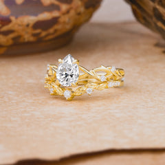 Woodland Style 6 Prong Pear Shaped Lab Diamond Wedding Ring