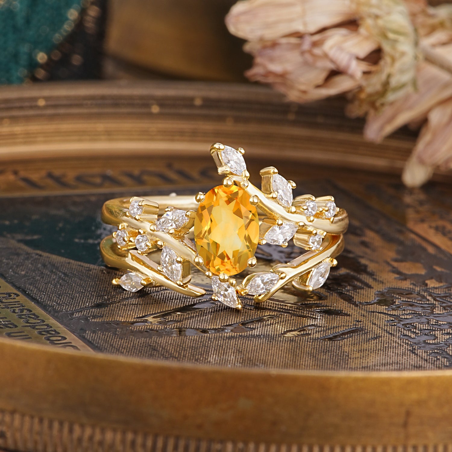 Romantic Nature-inspired 4-Prong Oval Cut Citrine Bridal Ring Set