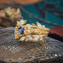 Romantic Nature-inspired 6-Prong Round Cut Alexandrite Stacking Ring