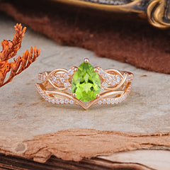 Romantic 5-Prong Pear Cut Natural Peridot Stacking Ring