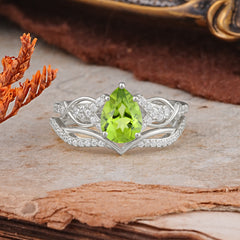 Romantic 5-Prong Pear Cut Natural Peridot Stacking Ring