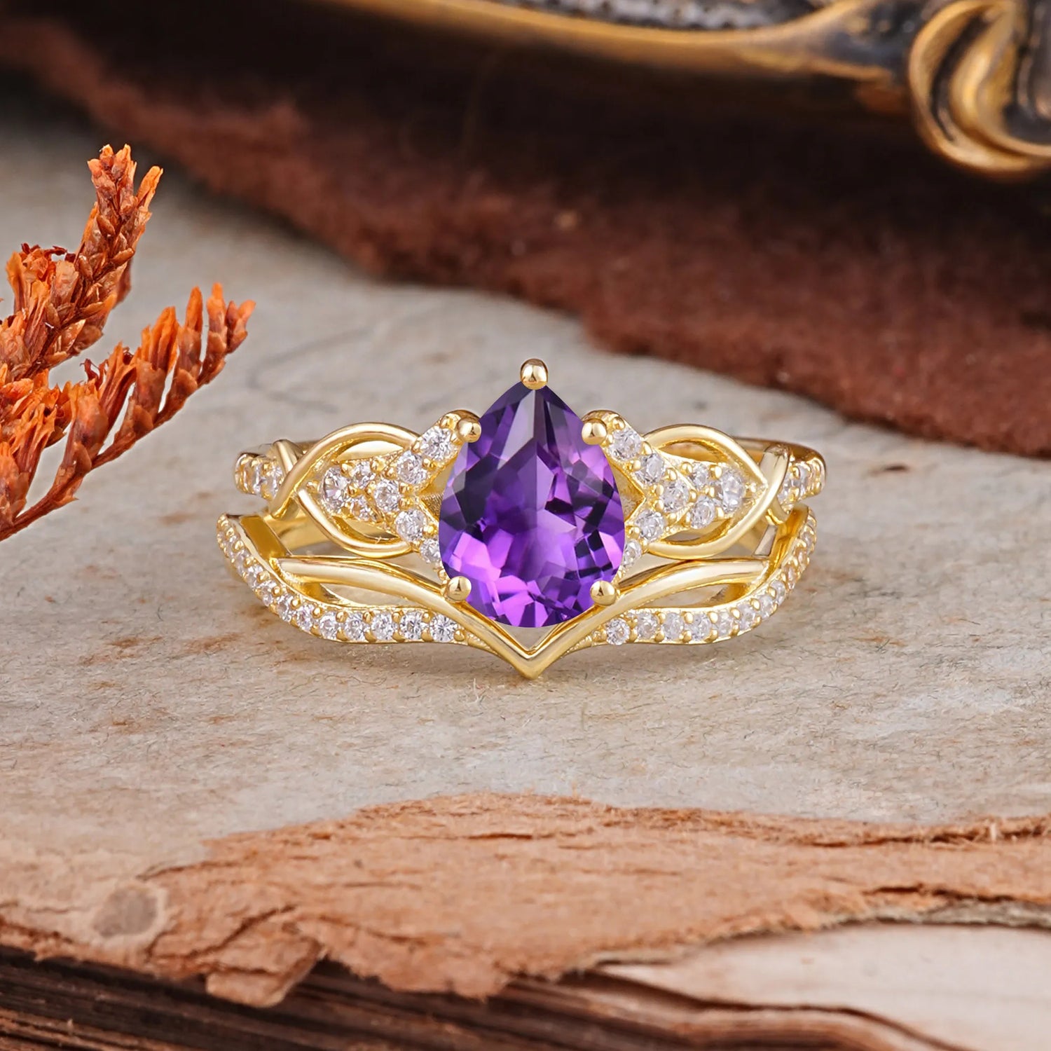 Romantic 5-Prong Pear Cut Natural Amethyst Stacking Bridal Ring Set